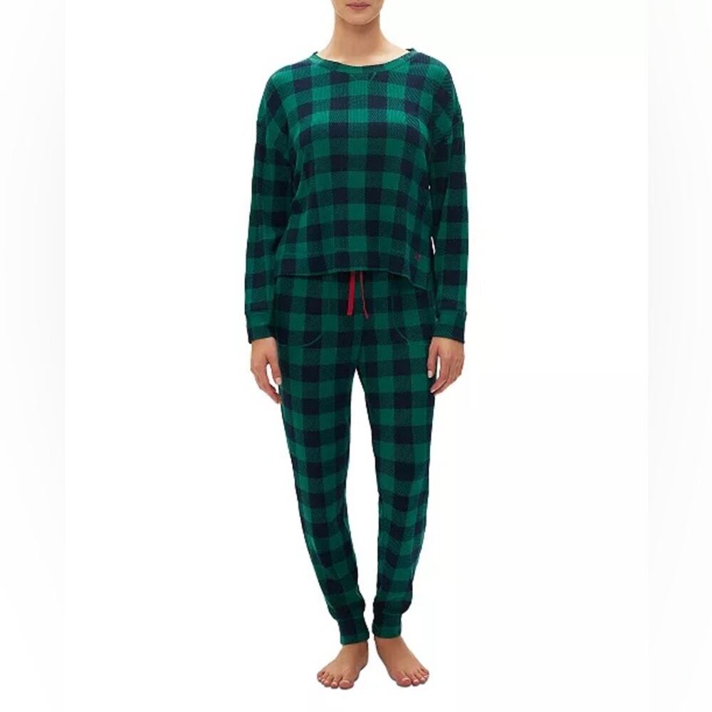 NWT Gap Long Sleeve and Jogger Pajama Set in Green Black Plaid L